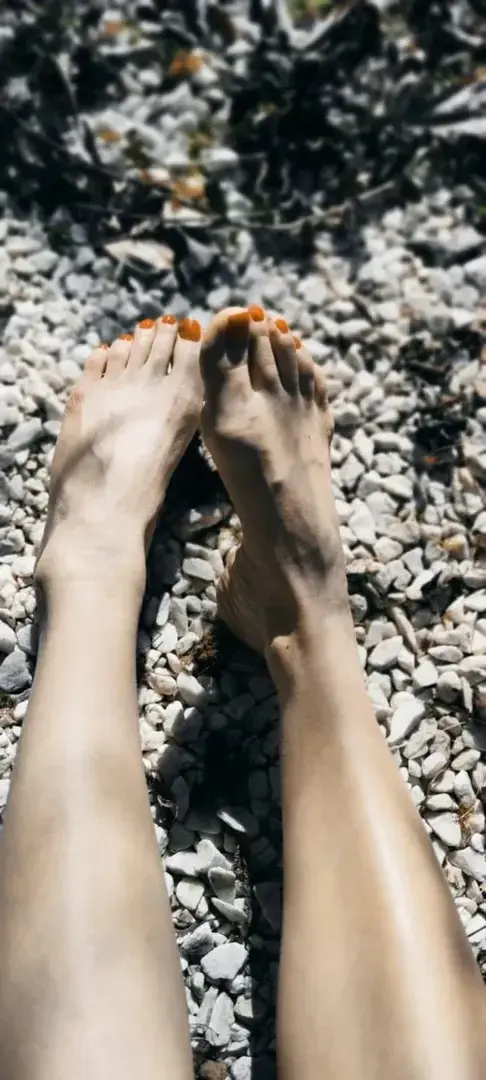 Leak & nude 1 — Piedsexy_feet