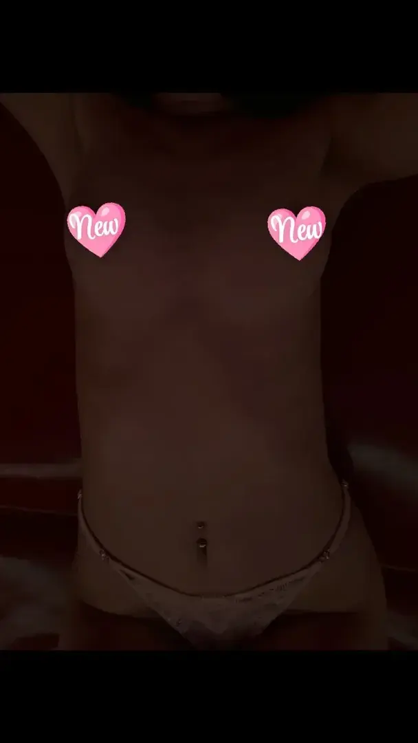 ça y est petite nouveauté 🩷🍒🥵 ajoute moi pour les voirs 🔥