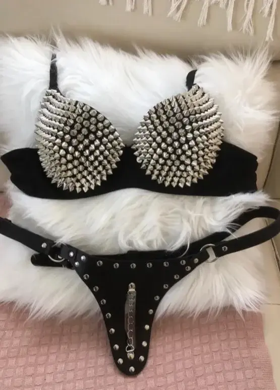 Envie de le voir porter......Contacte-moi