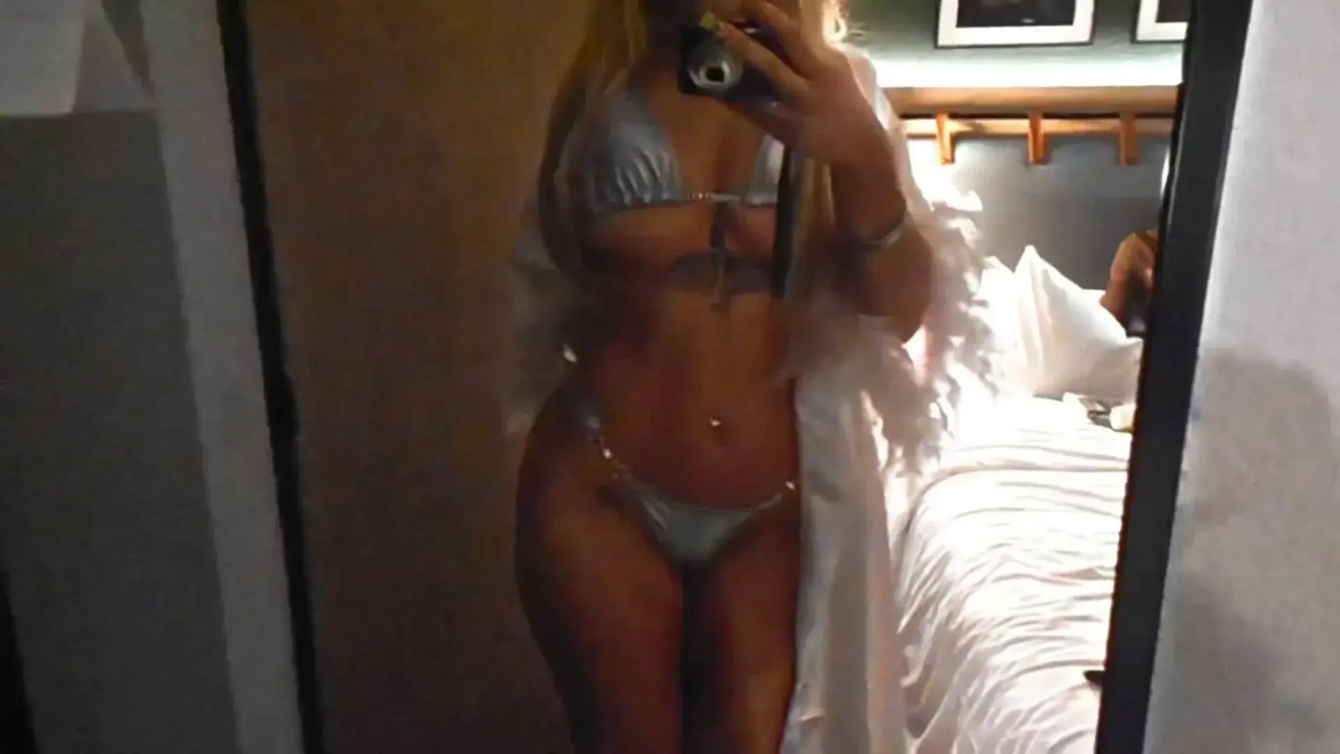 Leak & nude 4 — Blondie_nini