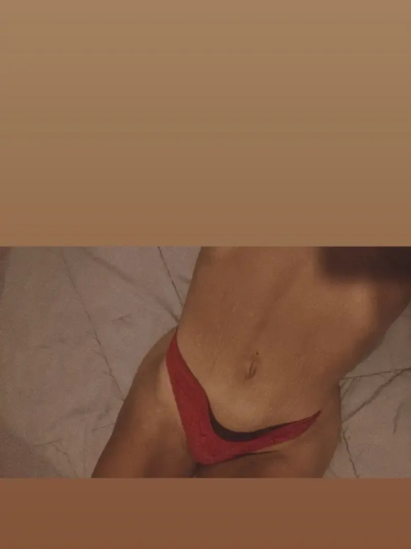 Une-petite-femme-sensuel - Photo exclusive MYM 14 | French Modèles