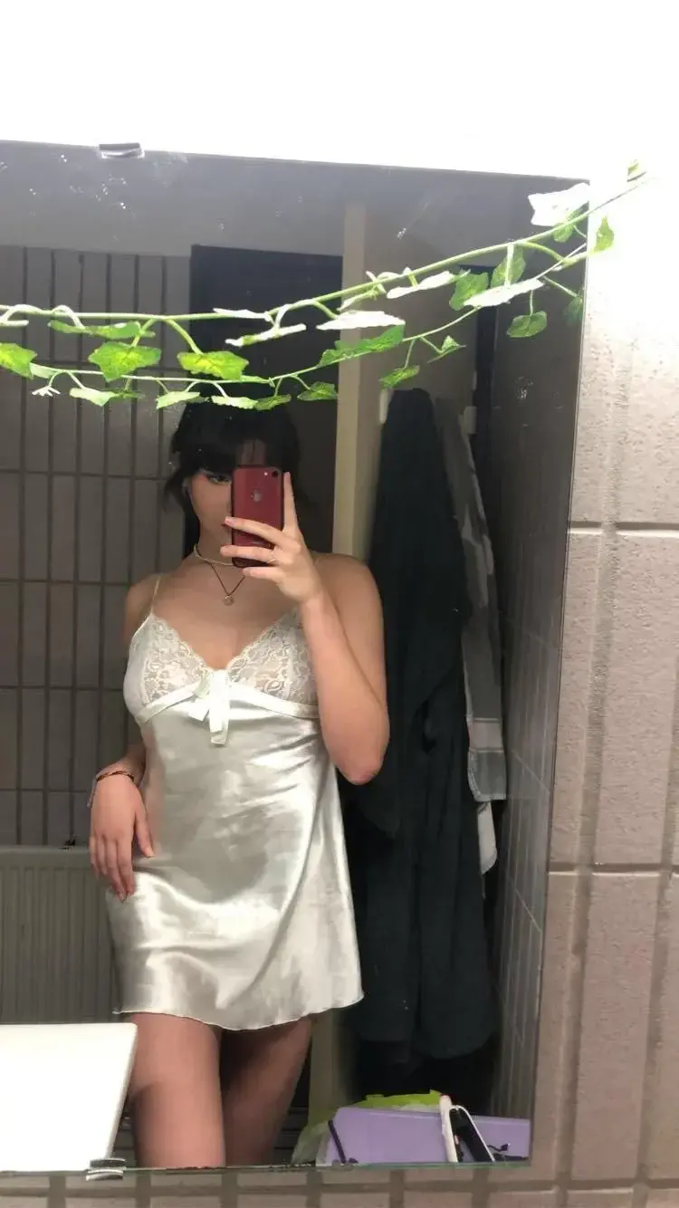 Alliy - Photo exclusive MYM 1 | French Modèles
