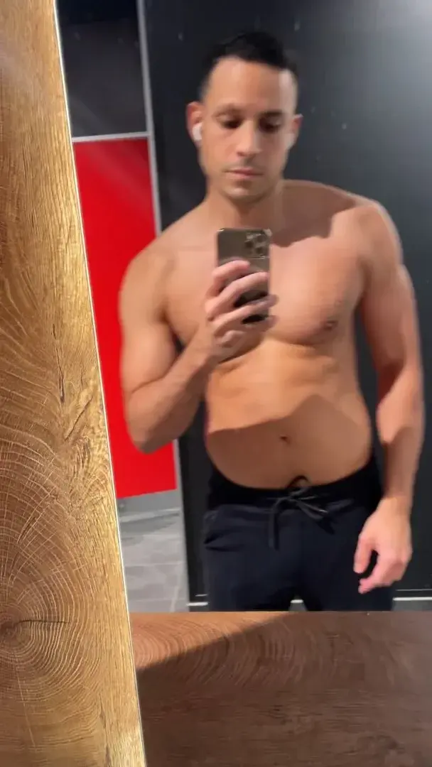 Leak & nude 1 — Leo974_
