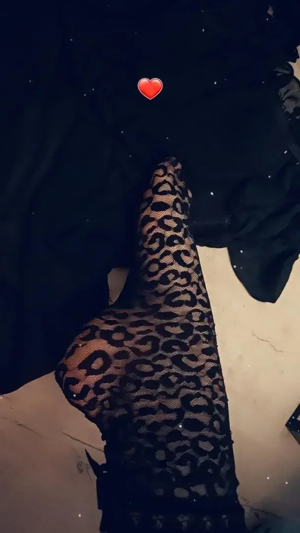 Leak & nude 2 — Wildalienor