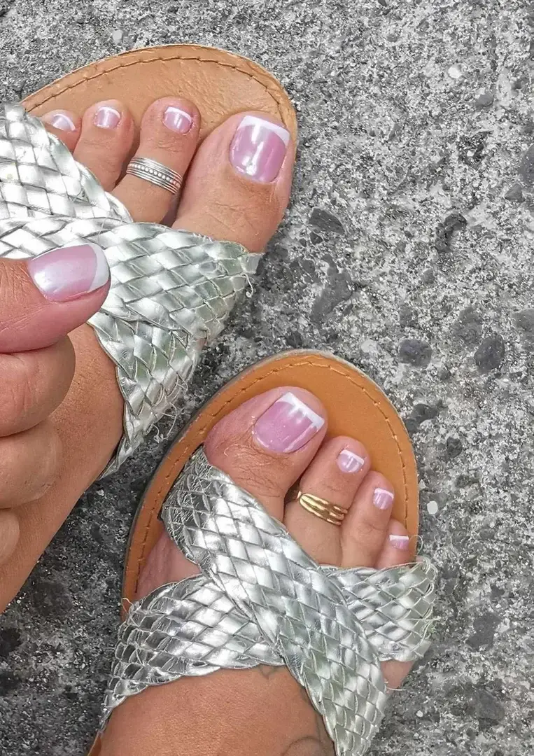 Leak & nude 1 — Pieds_ensoleilles