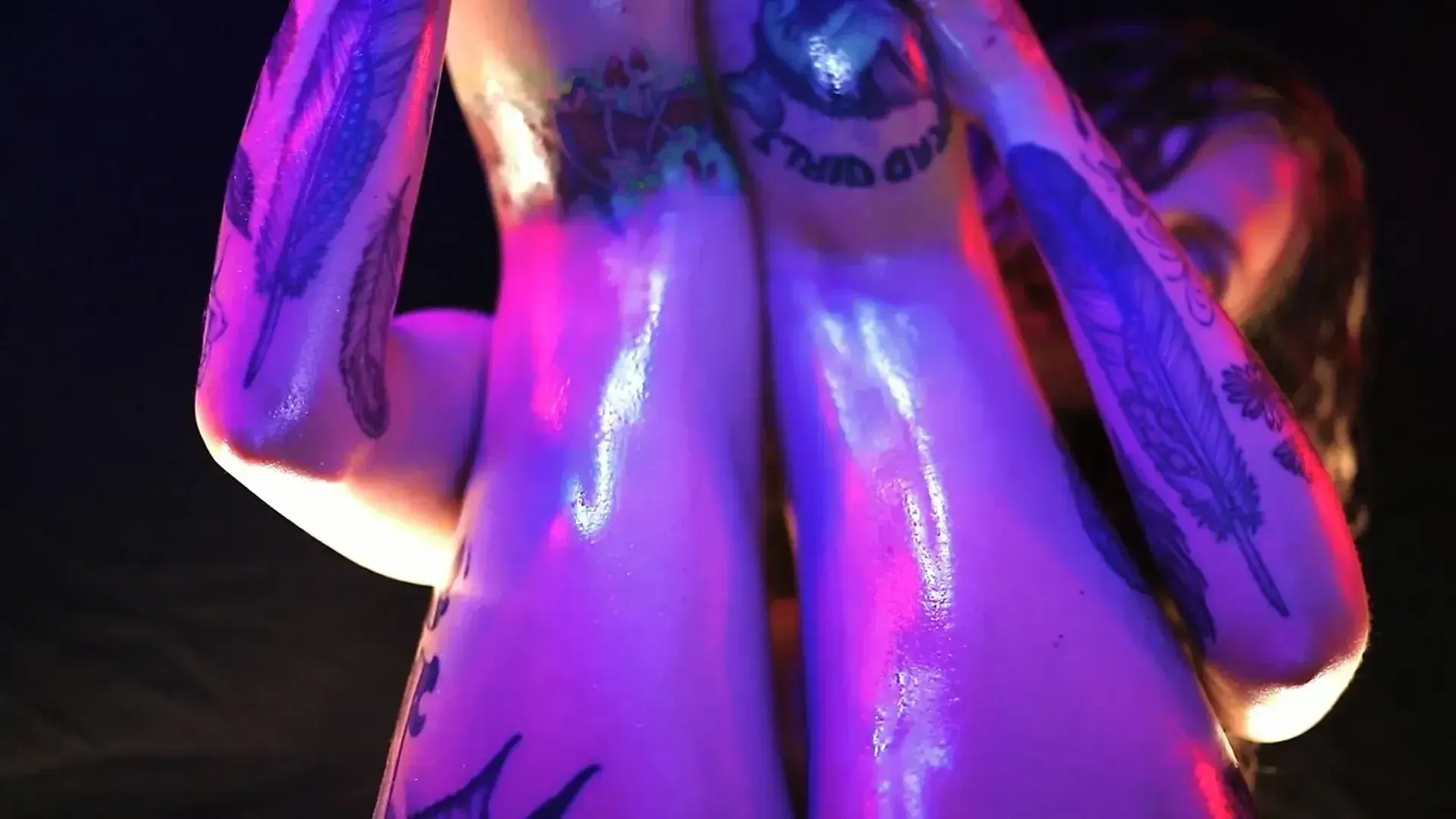 Leak & nude 1 — Velvetangels