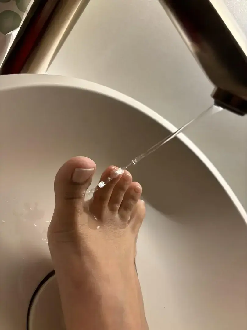Leak & nude 7 — mes_pieds_doux