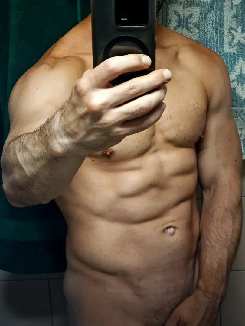 Leak & nude 3 — Sexyjulien