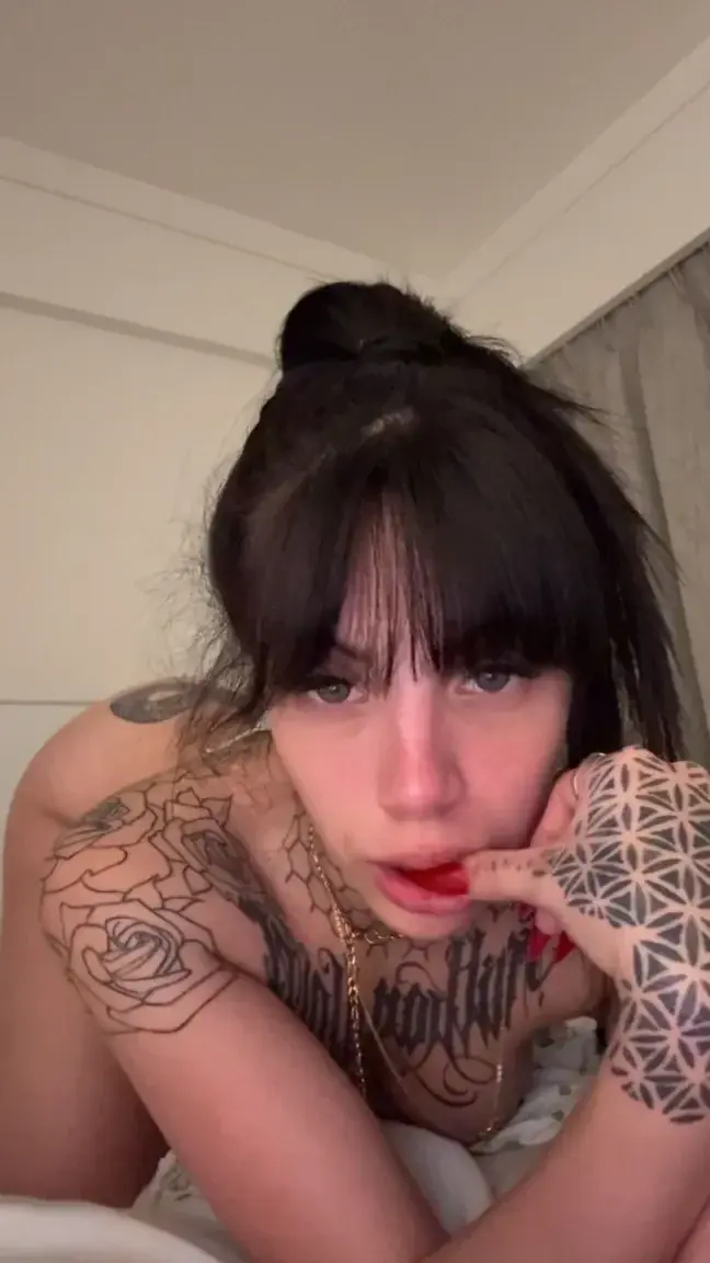 Leak & nude 1 — Julia_lps