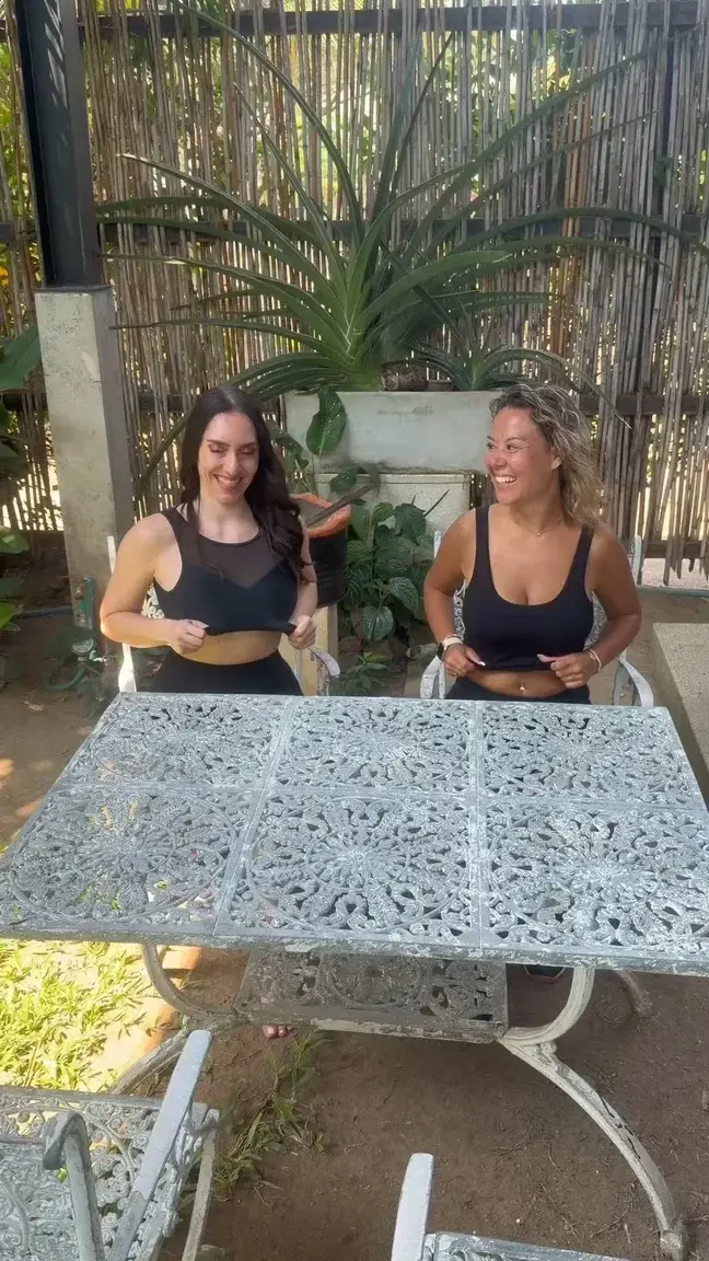 Flash boobs cut version🤭 Flash with @joliepurrfect ❤️