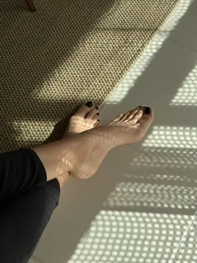 Leak & nude 1 — Luciefeet
