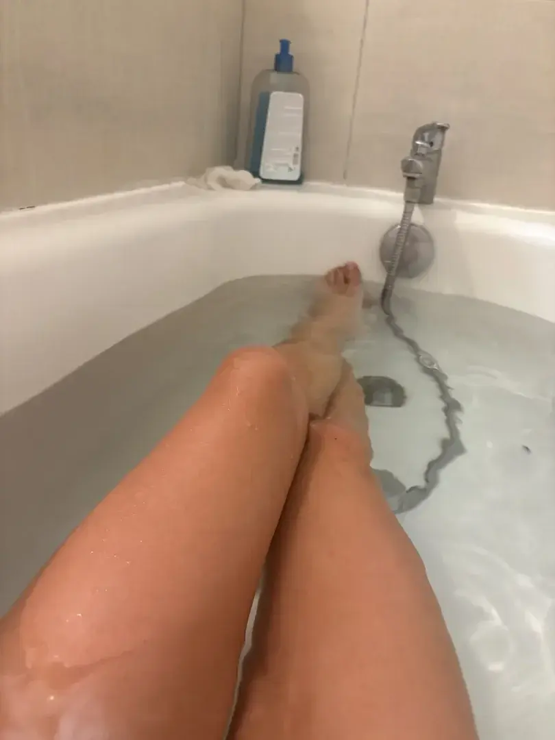 Leak & nude MYM — Melaniesexandlove : « Ma vie mon quotidien , merci pour les fidèles ❤️ » (MYM)