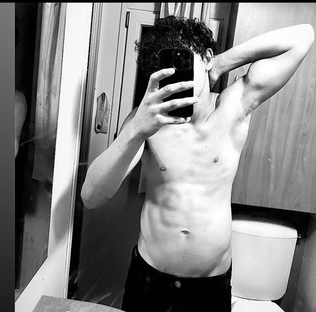 Leak & nude 2 — soy_hot