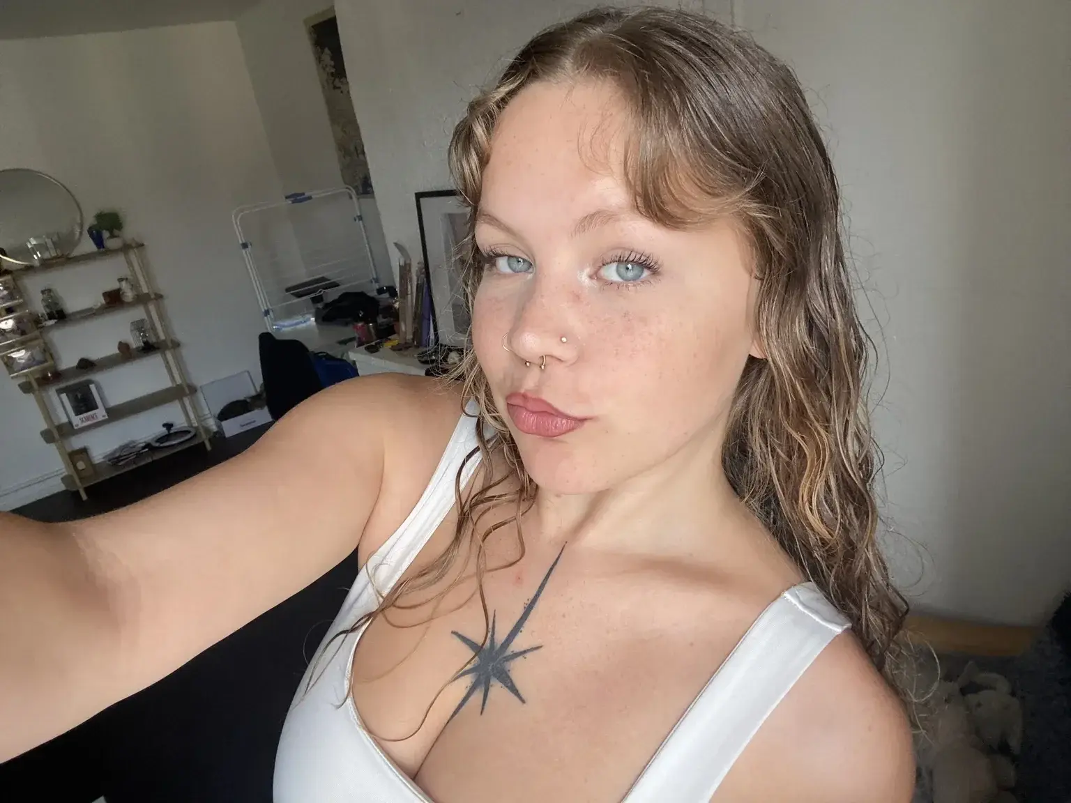 Leak & nude MYM — Jadetora_ : « ⬆️ Abonnement 100% Gratuit » (MYM)