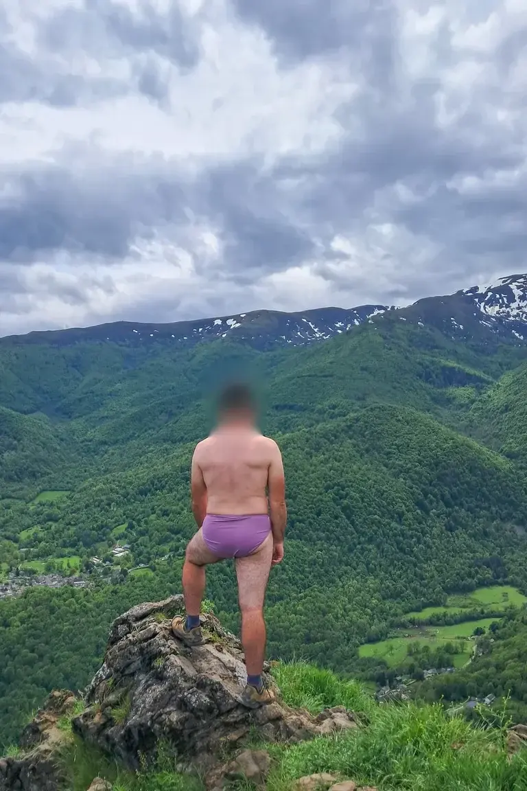 Leak & nude 2 — Monsieur_culottes