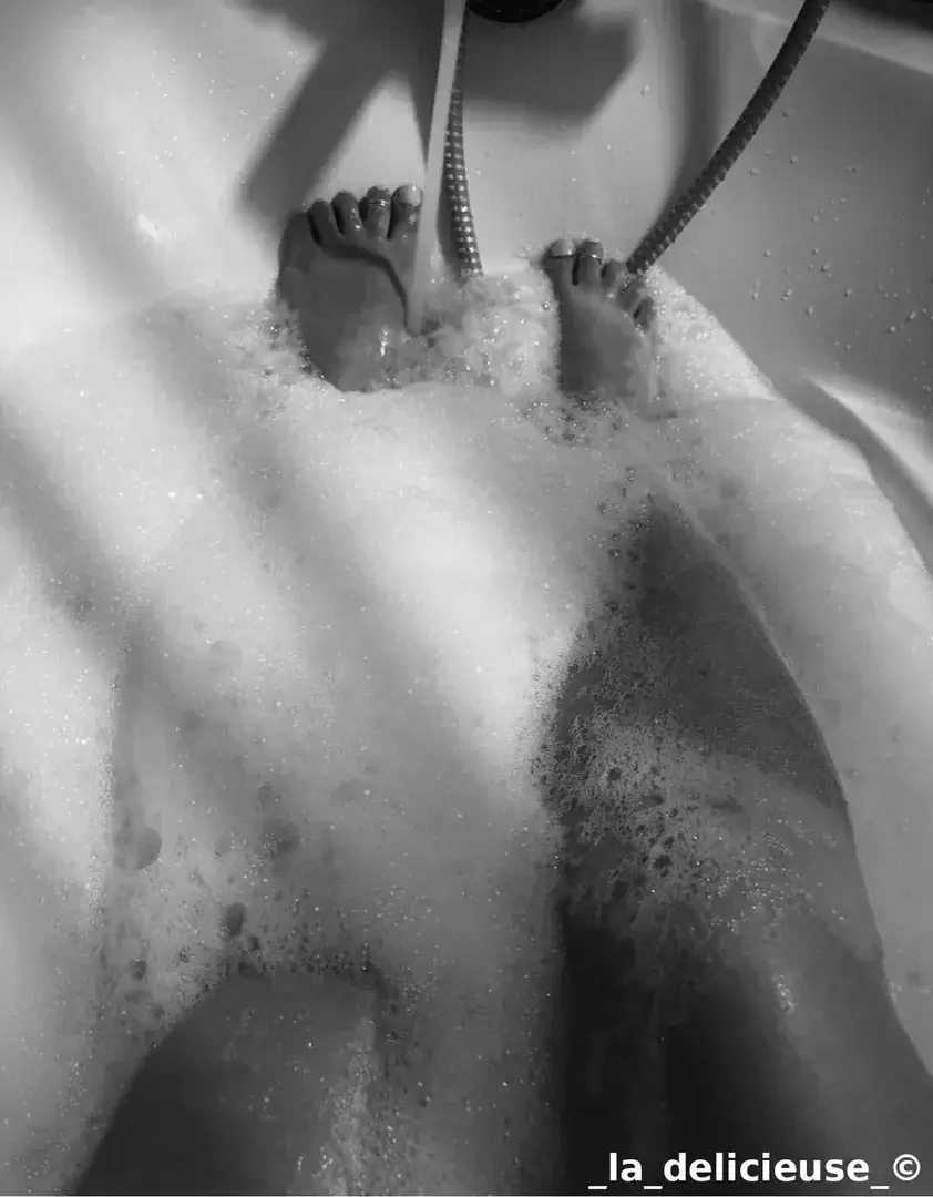 Leak & nude 1 — _la_delicieuse_