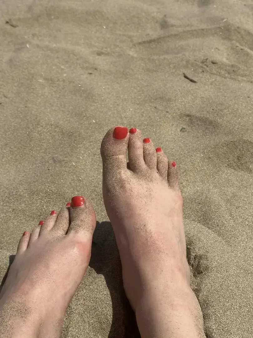 Leak & nude 2 — Magui_feetgirl