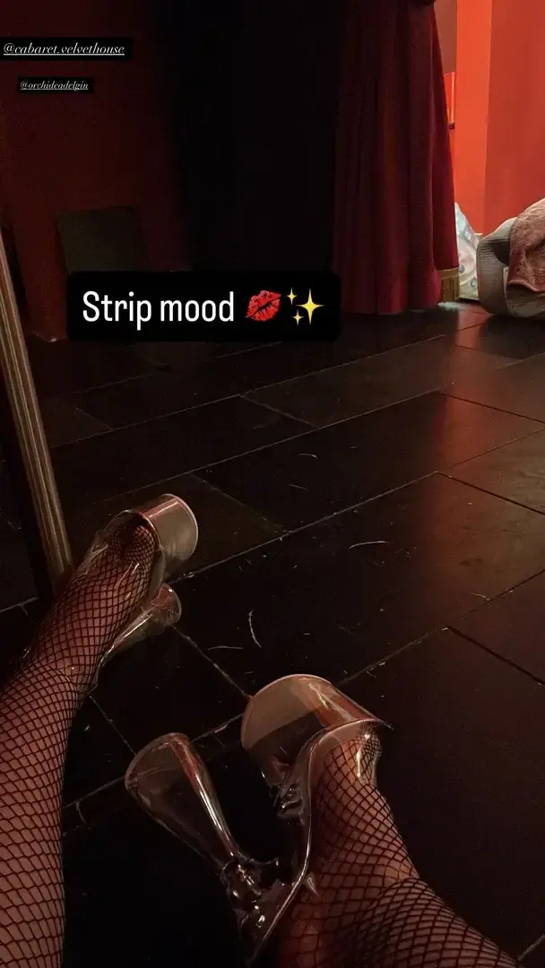 Leak & nude 1 — Lenska_strip
