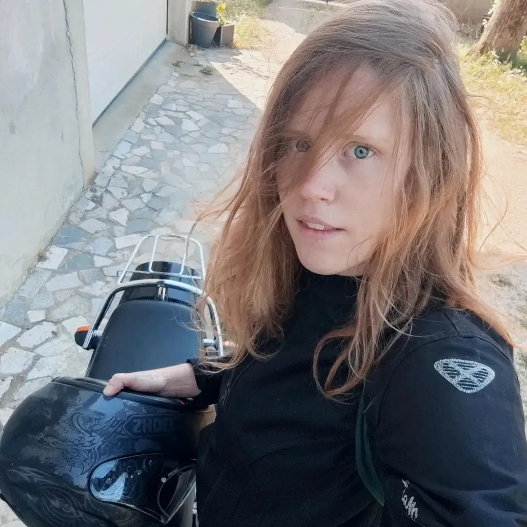 Leak & nude 5 — Ava33