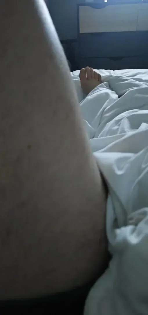 Leak & nude 1 — Pieds_naturellementelleetlui
