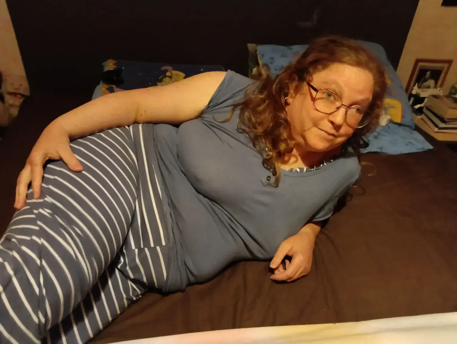 Leak & nude MYM — Larousse49 : « média » (MYM)