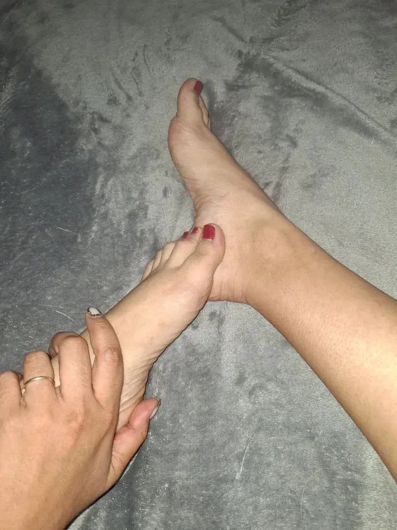#footgoddess #sensualnude #prettyfeet #sexyfeet #feetlovers