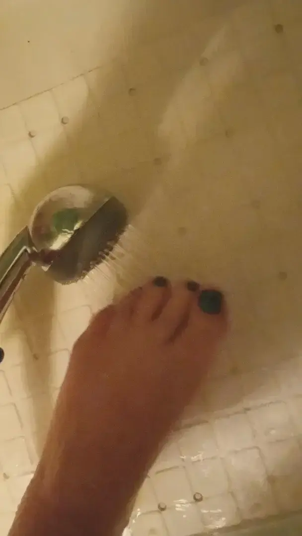 Leak & nude 1 — _MesJoliesPetitsPetons_