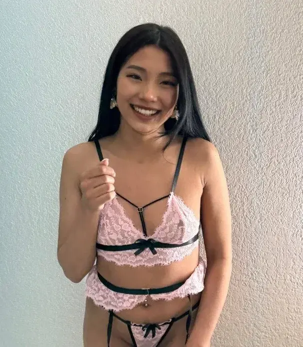 Leak & nude 1 — Sarahsullivan