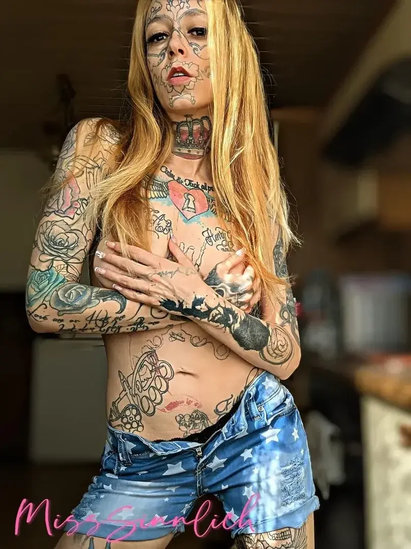 Leak & nude 3 — misssinnlich