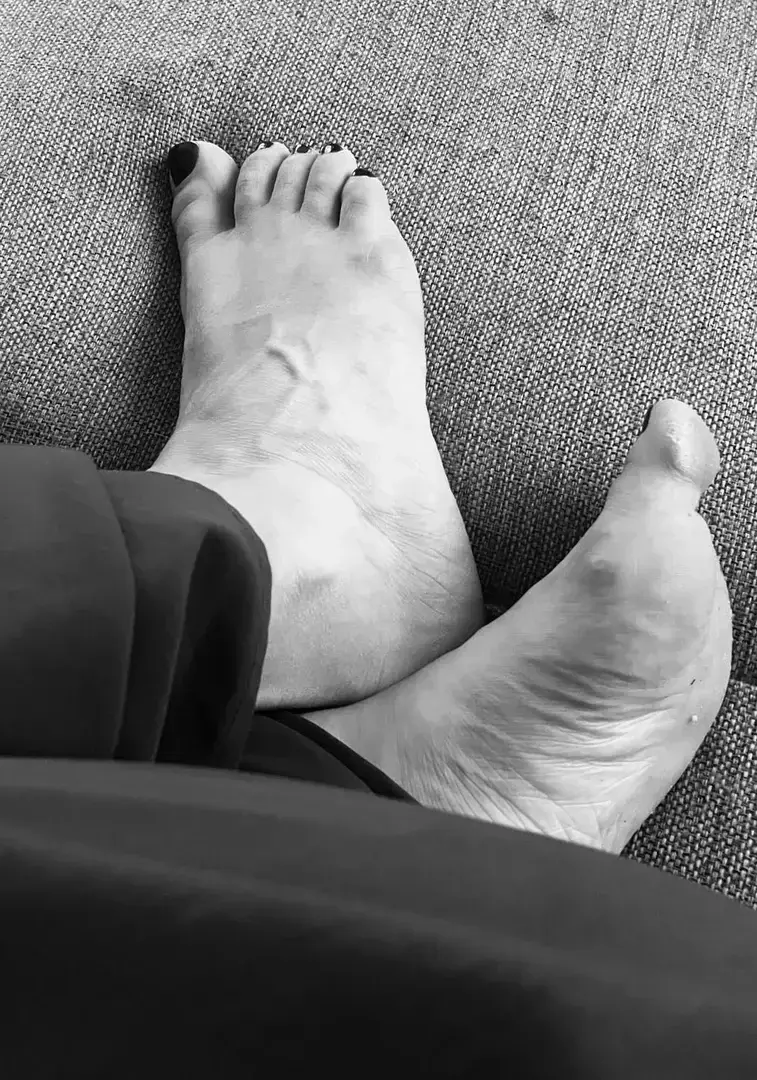 Leak & nude 1 — Deliciouspieds