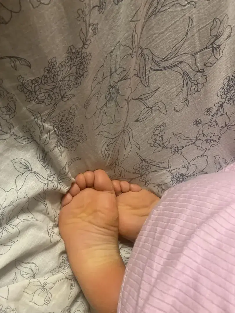 Leak & nude 1 — petitminifeety