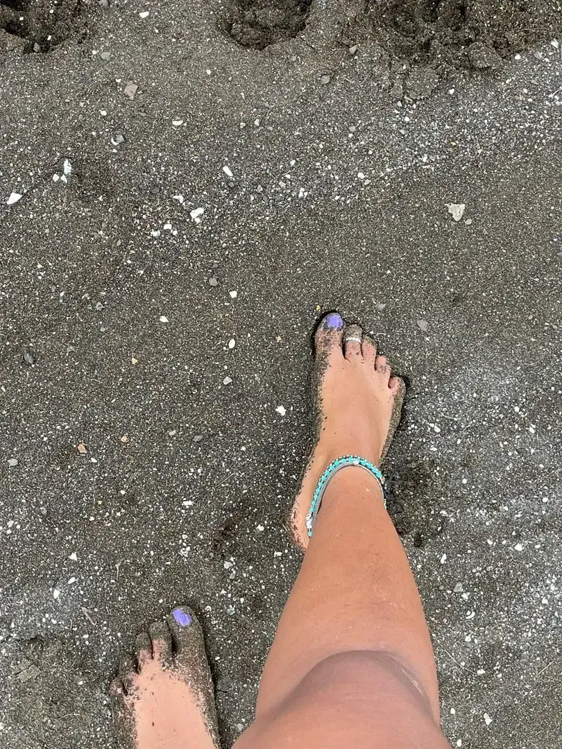 Leak & nude 1 — Footfable