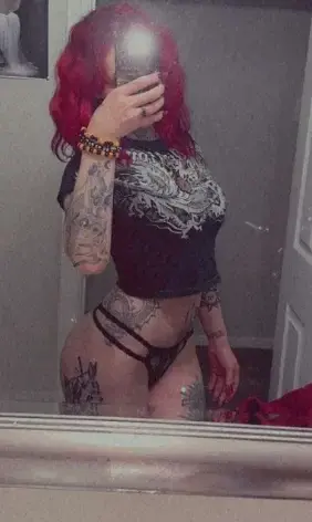 T’as cliqué, hein 👀#Tatoo#Gothique#18ans