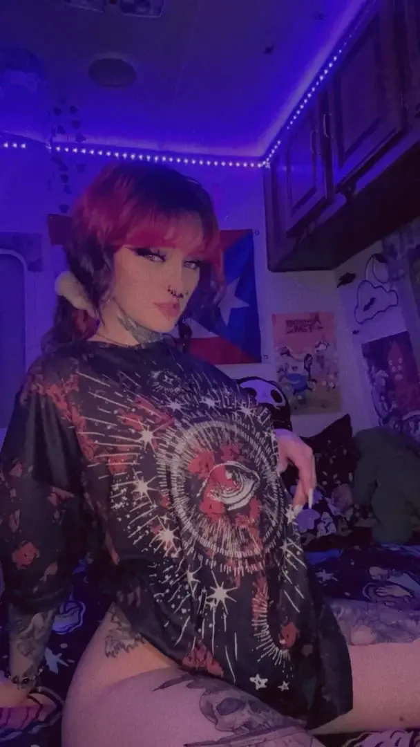 Leak public de Annatatoo — « Rejoins mes sombres désirs.. 🖤​🖤​🎁​GRATUIT🎁​ avec le code ANNAGT#Gothique #Tatoo #18ans » (nude) sur MYM