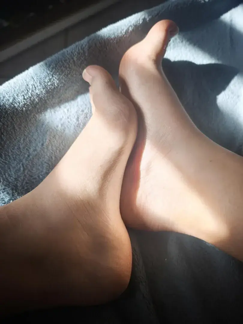 Leak & nude 3 — Feety5