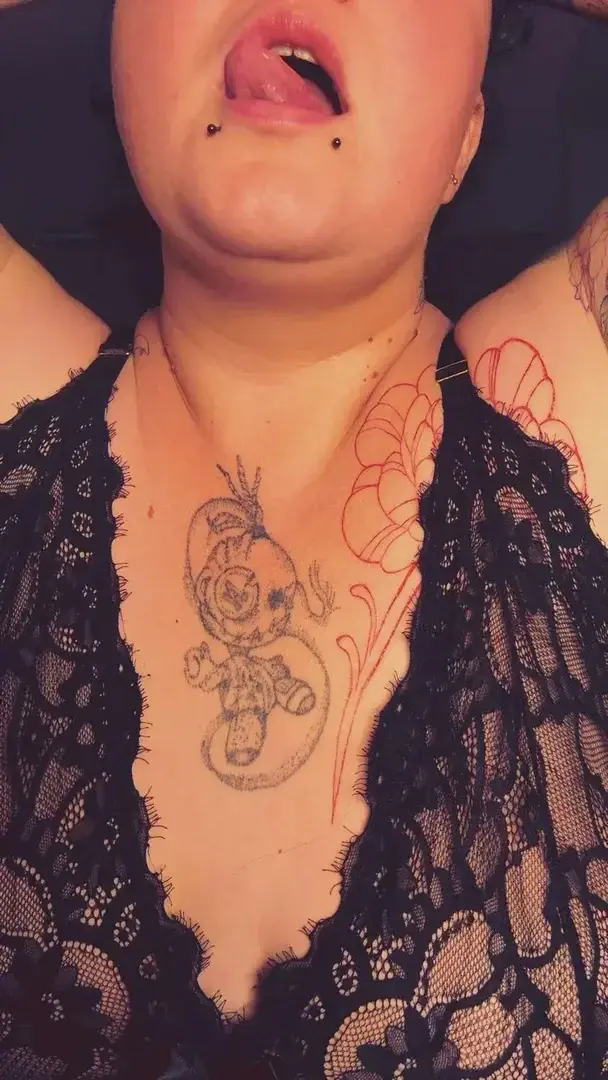 Leak & nude 3 — Curvyhot_