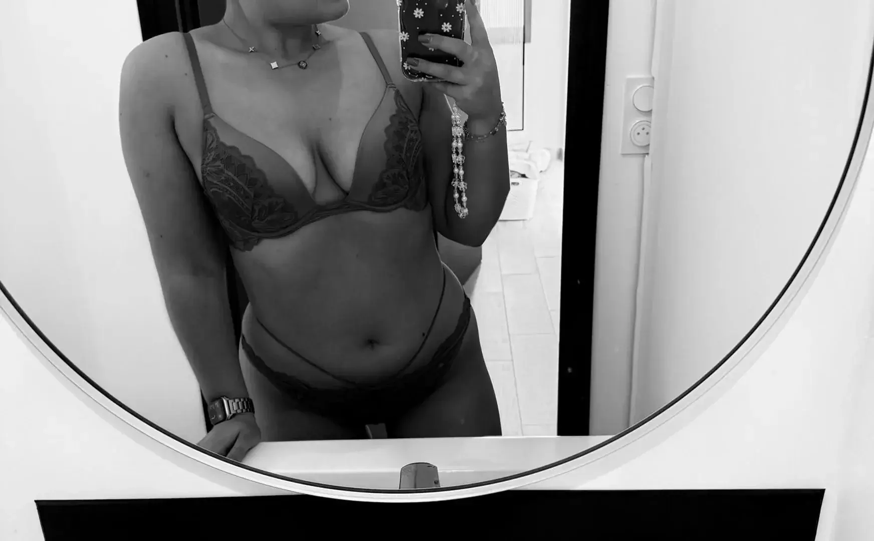 Leak & nude 3 — Klo9