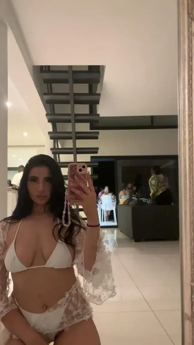 Leak & nude 3 — Cataleyadiablesse