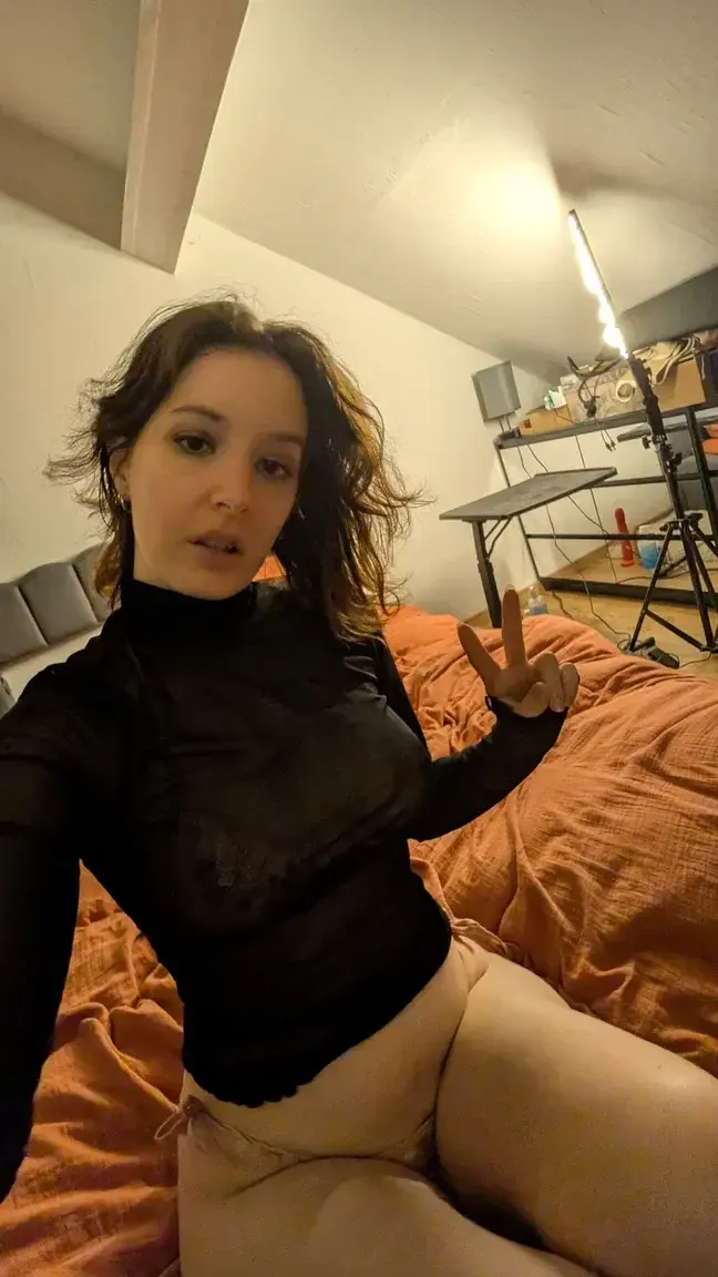 ⛧
