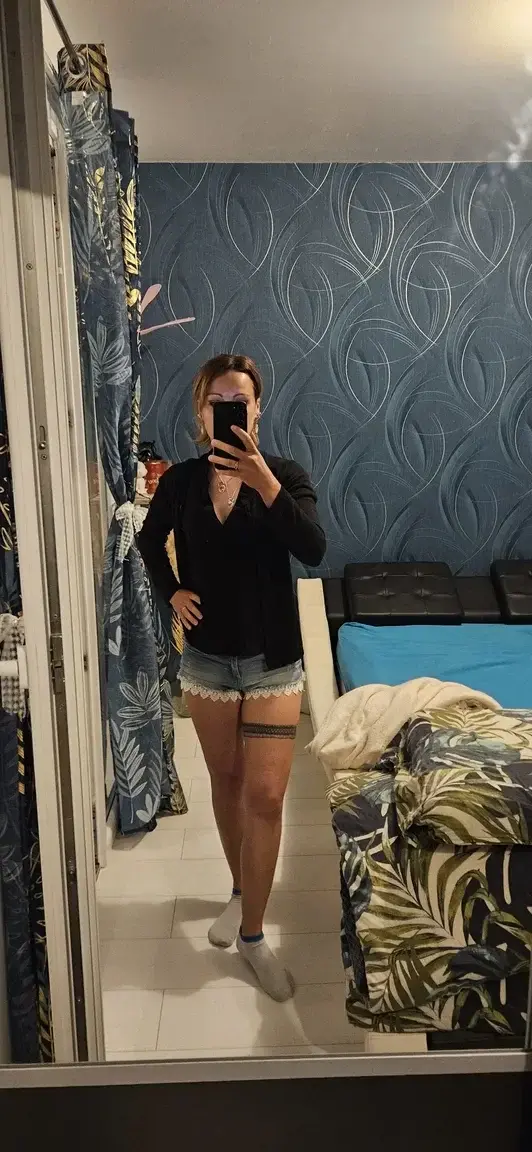 Leak & nude 1 — Alizee_33jen