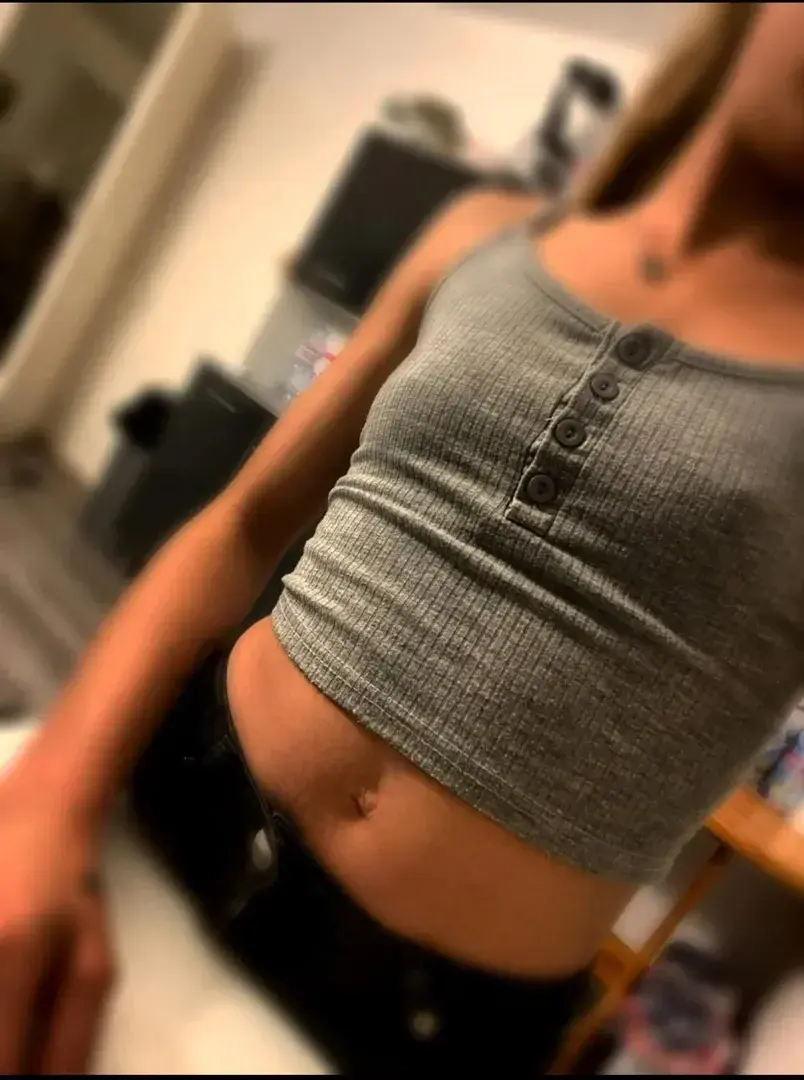 Leak & nude 3 — Carlavergas