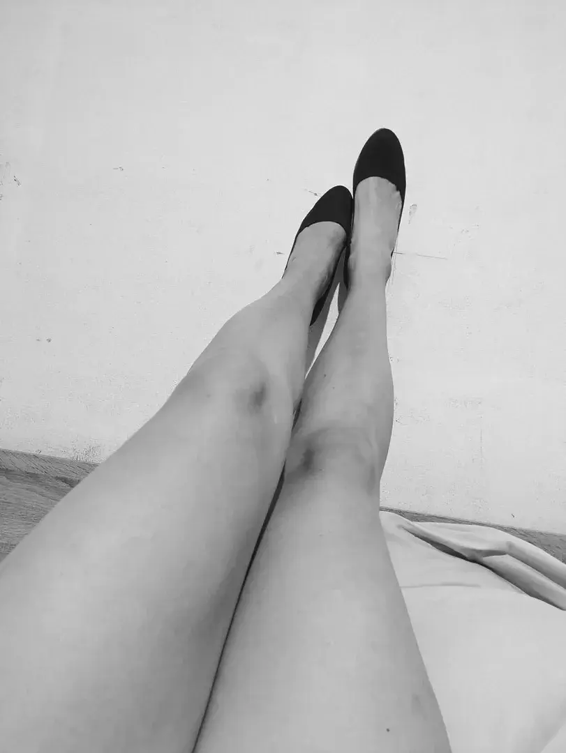 Leak & nude 3 — veloursnuit