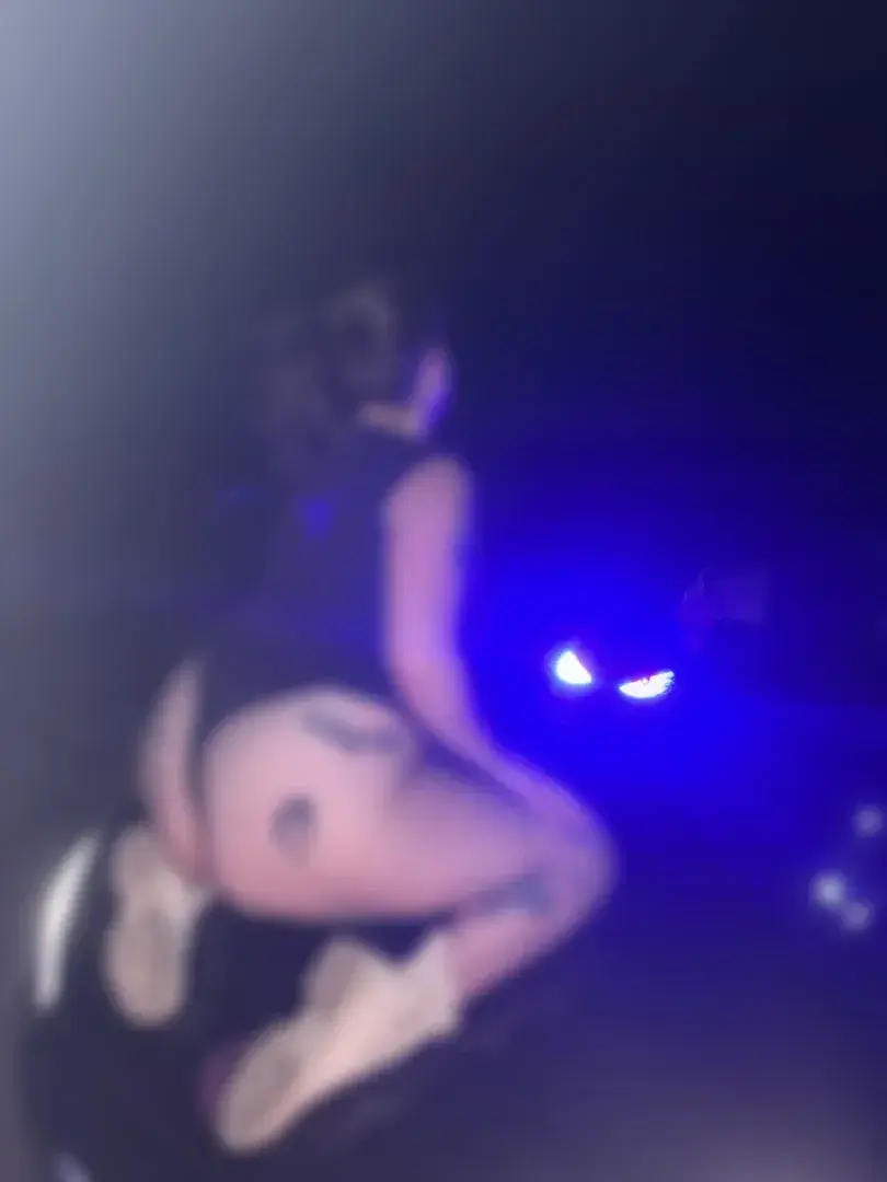 Leak & nude MYM — Alxofficiel02 : « 🥵😋🔞 sur la voiture .. » (MYM)