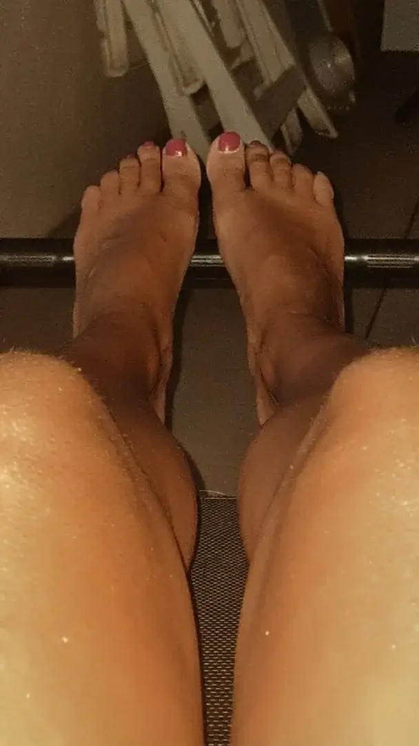 Leak & nude 9 — Feetlove13_