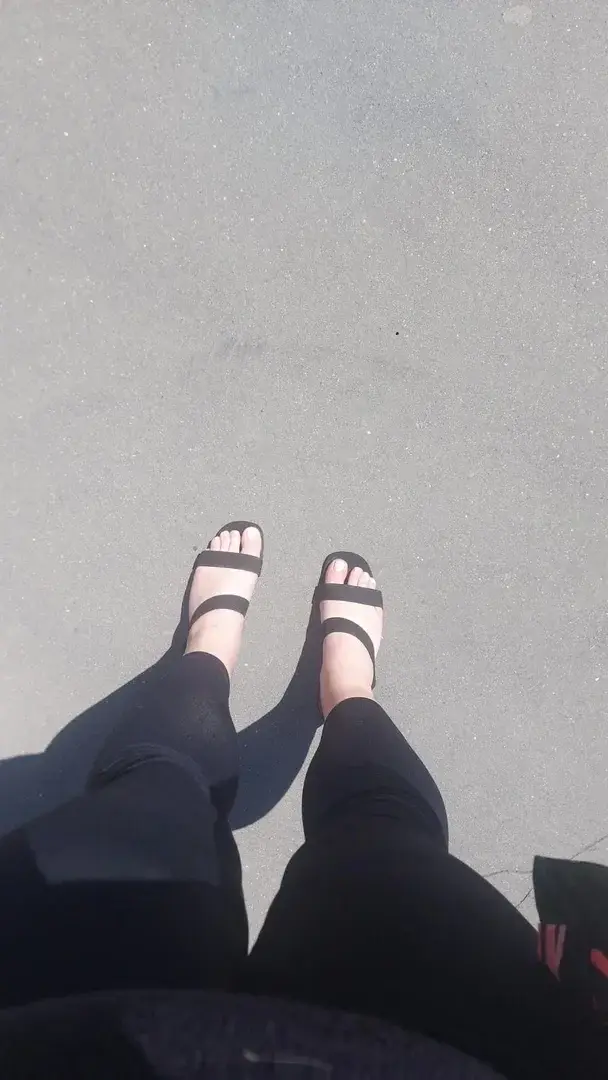 Leak & nude 1 — FrenchieAndHerFeet