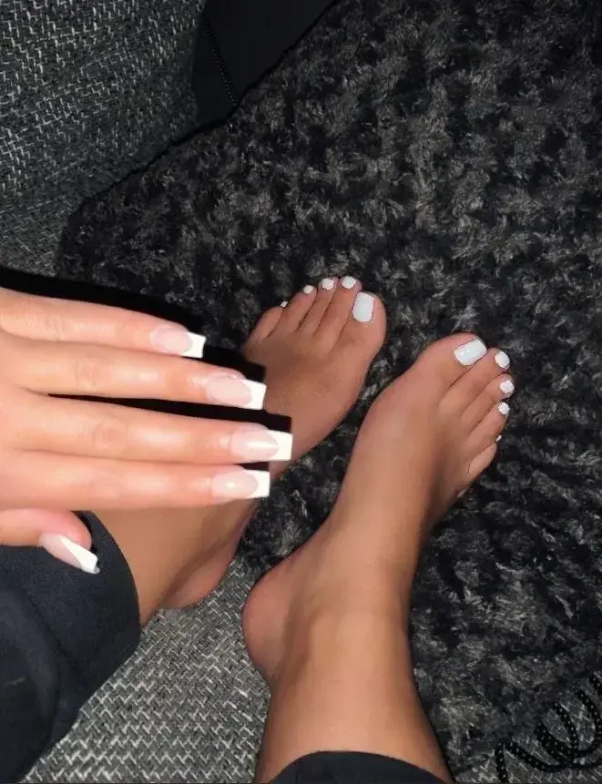 Leak & nude 3 — Tchoupeta_