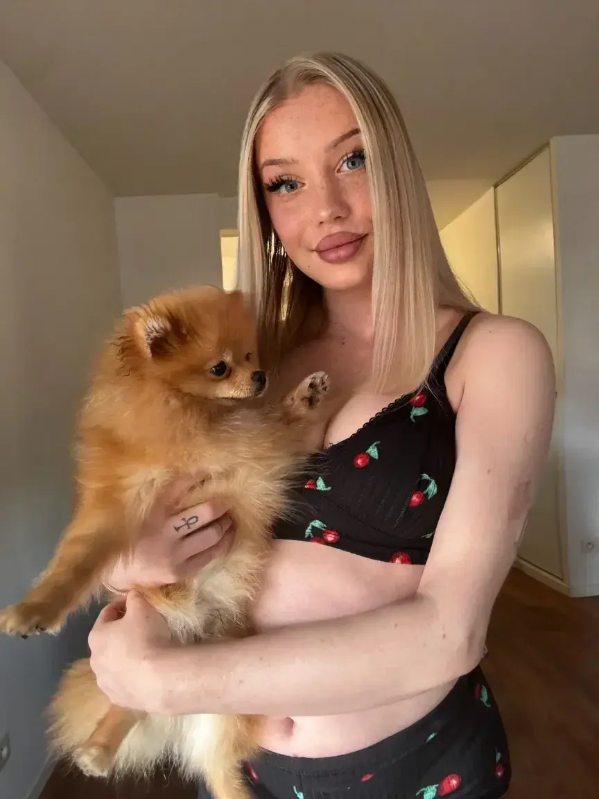 Leak & nude MYM — Trannyeva : « FEMME TRANS 🏳️‍⚧️ ABO 100% GRATUIT 😈 viens me parler je réponds à tous... » (MYM)