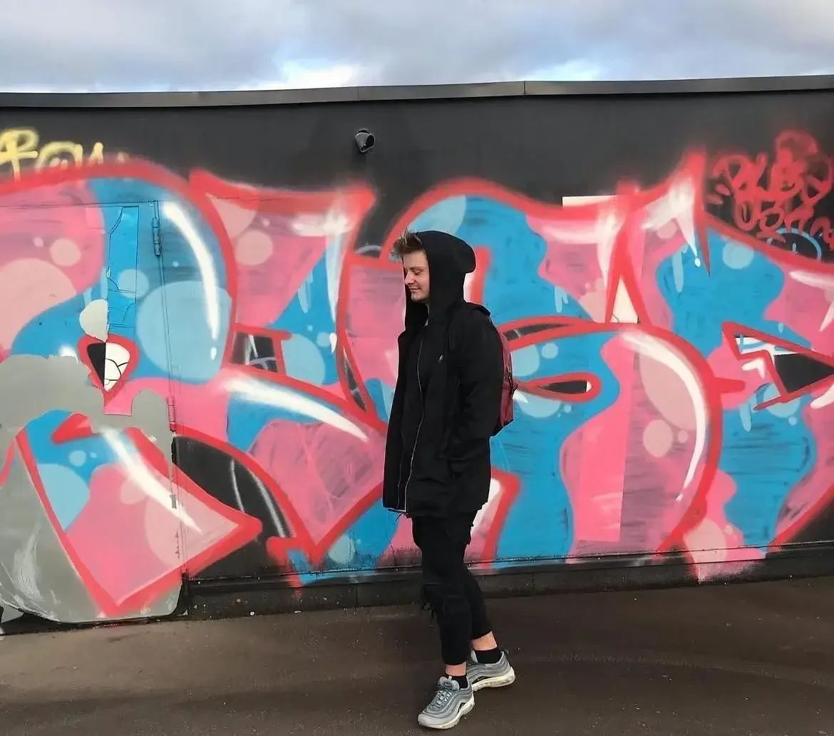 Leak & nude 1 — Maitre-maxime