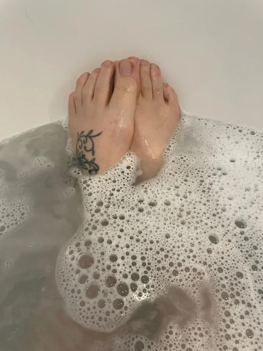 Leak & nude 1 — nursepied