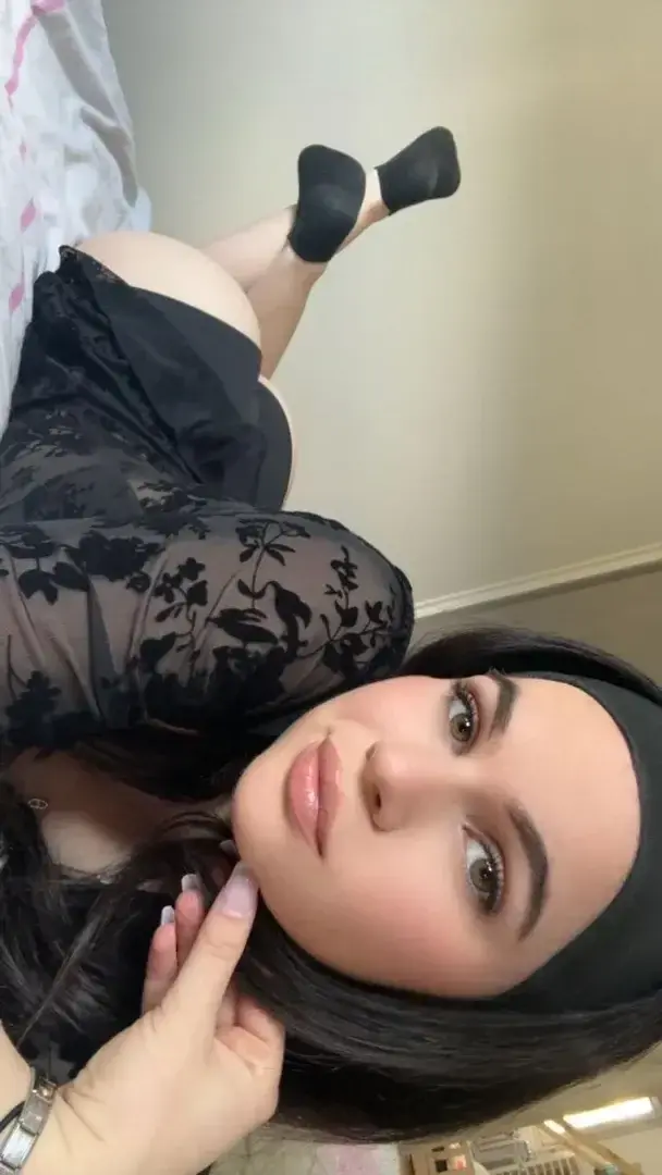 Lucie_bst - Photo exclusive MYM 3 | French Modèles